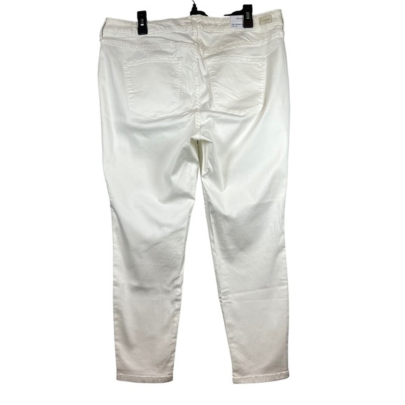 NWT Skinny Girl Skinny Ankle Mid Rise Jeans, White, Plus Size 18W - Picture 2 of 10